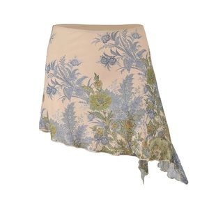 Asymmetrical low rise mini skirt